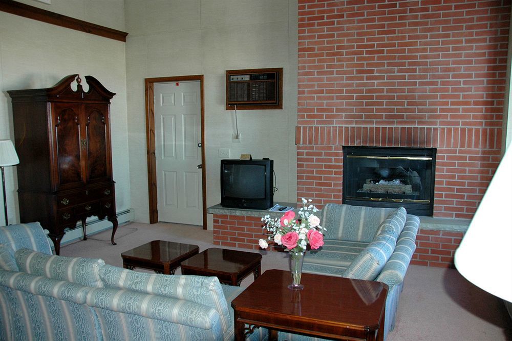 Lockport Inn And Suites الغرفة الصورة